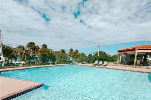 Oceania Apartments At Arecibo 681 Ocean Drive Ngoại thất bức ảnh